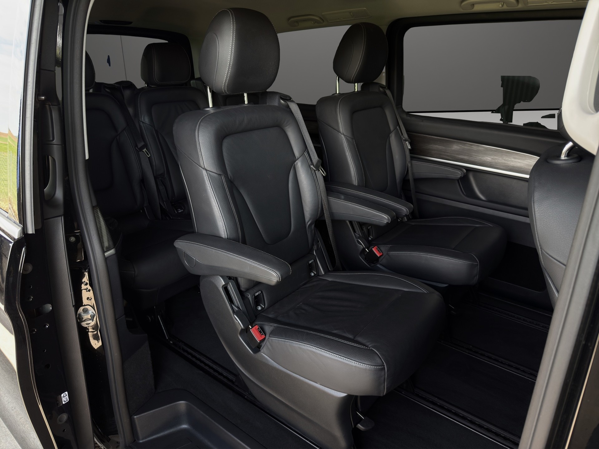 MERCEDES-BENZ V 250 d lang Avantgarde 4Matic G-Tronic-image-11