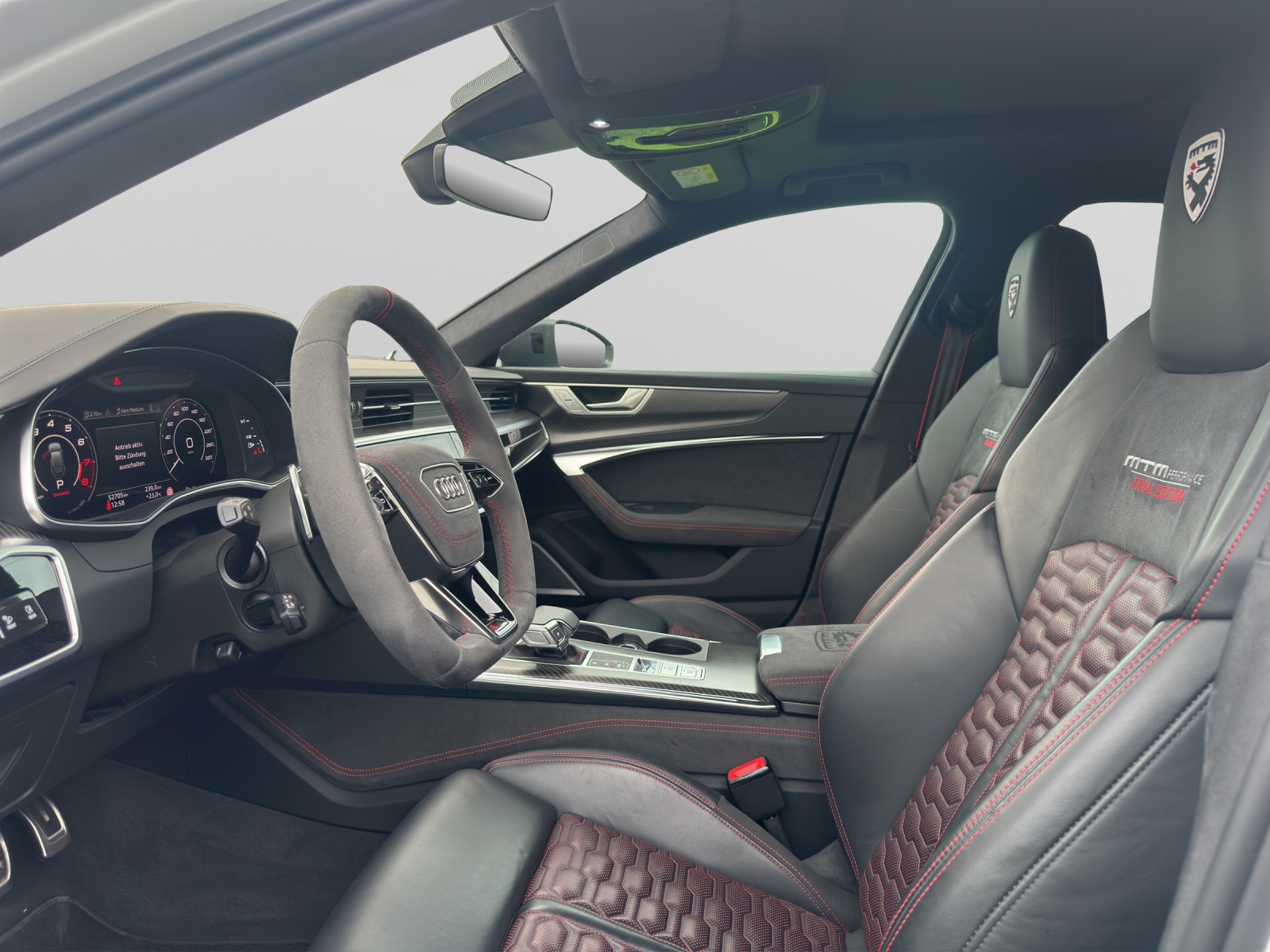 AUDI RS6 Avant 4.0 TFSI V8 Performance quattro-image-4
