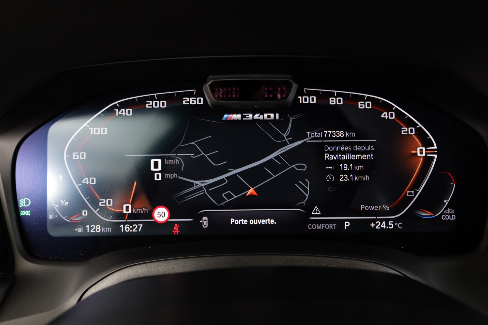BMW M340i xDrive 48V Touring Steptronic-image-21