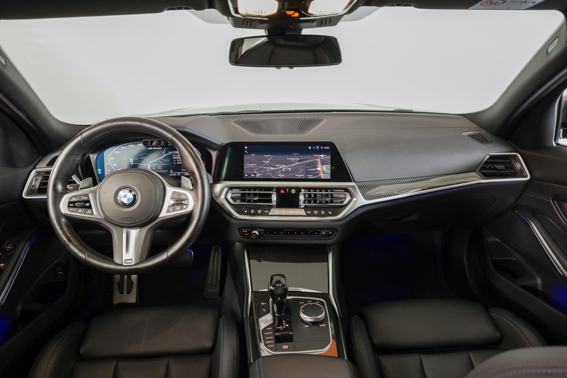 BMW M340i xDrive 48V Touring Steptronic-image-11