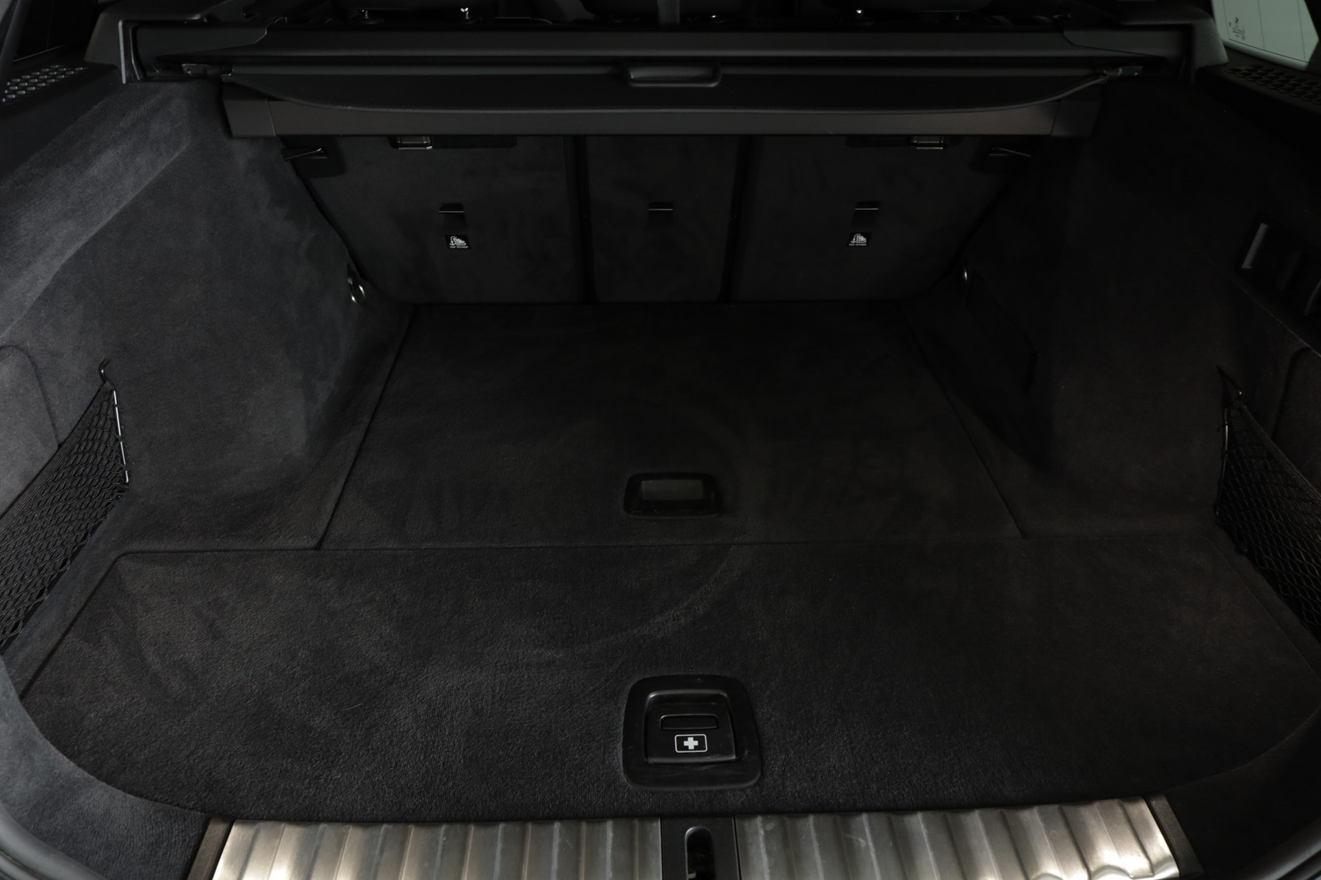 BMW M340i xDrive 48V Touring Steptronic-image-24