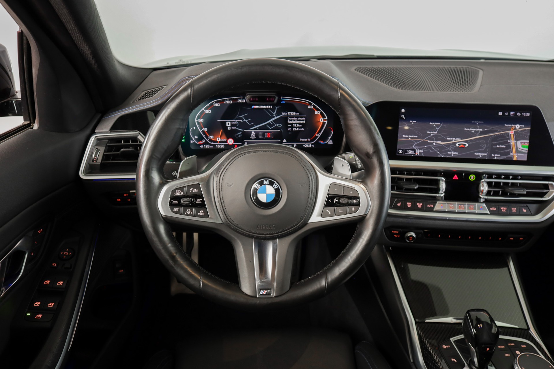 BMW M340i xDrive 48V Touring Steptronic-image-12