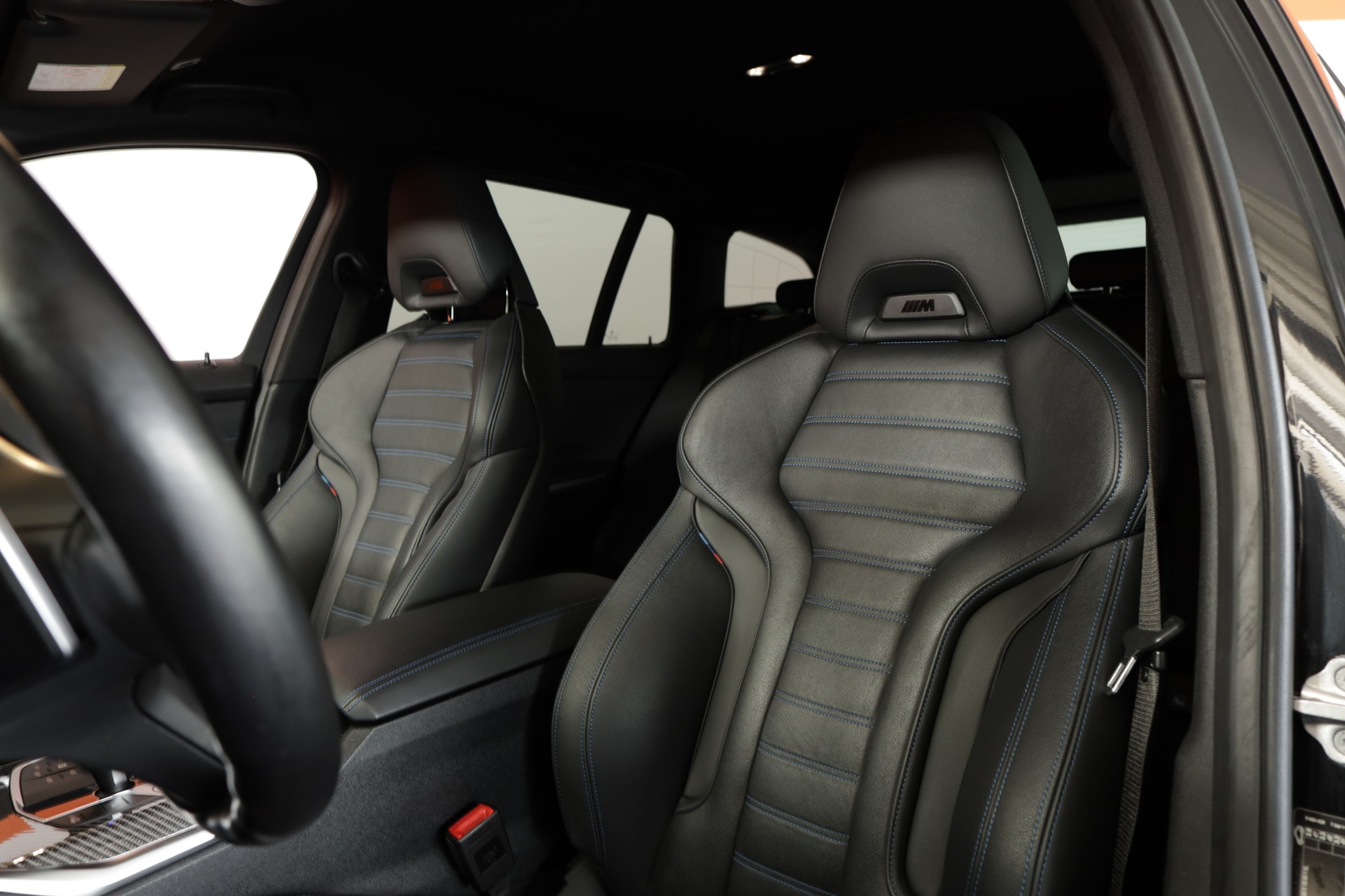 BMW M340i xDrive 48V Touring Steptronic-image-9