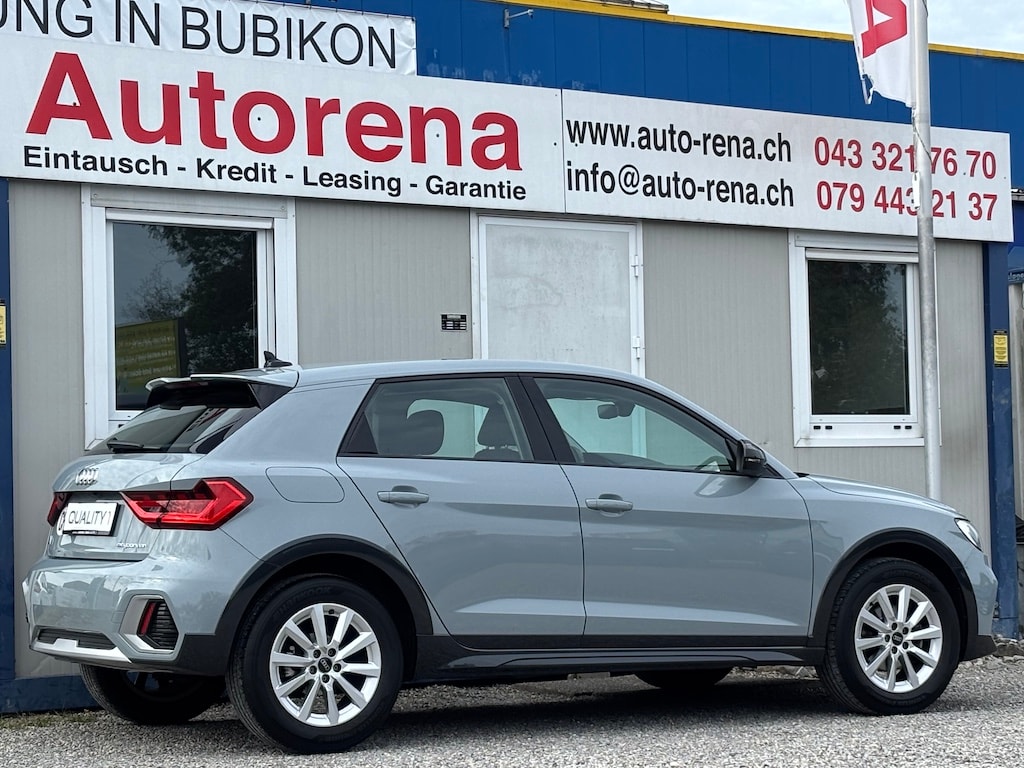 AUDI A1 City Carver 30 TFSI Attraction S-tronic-image-5