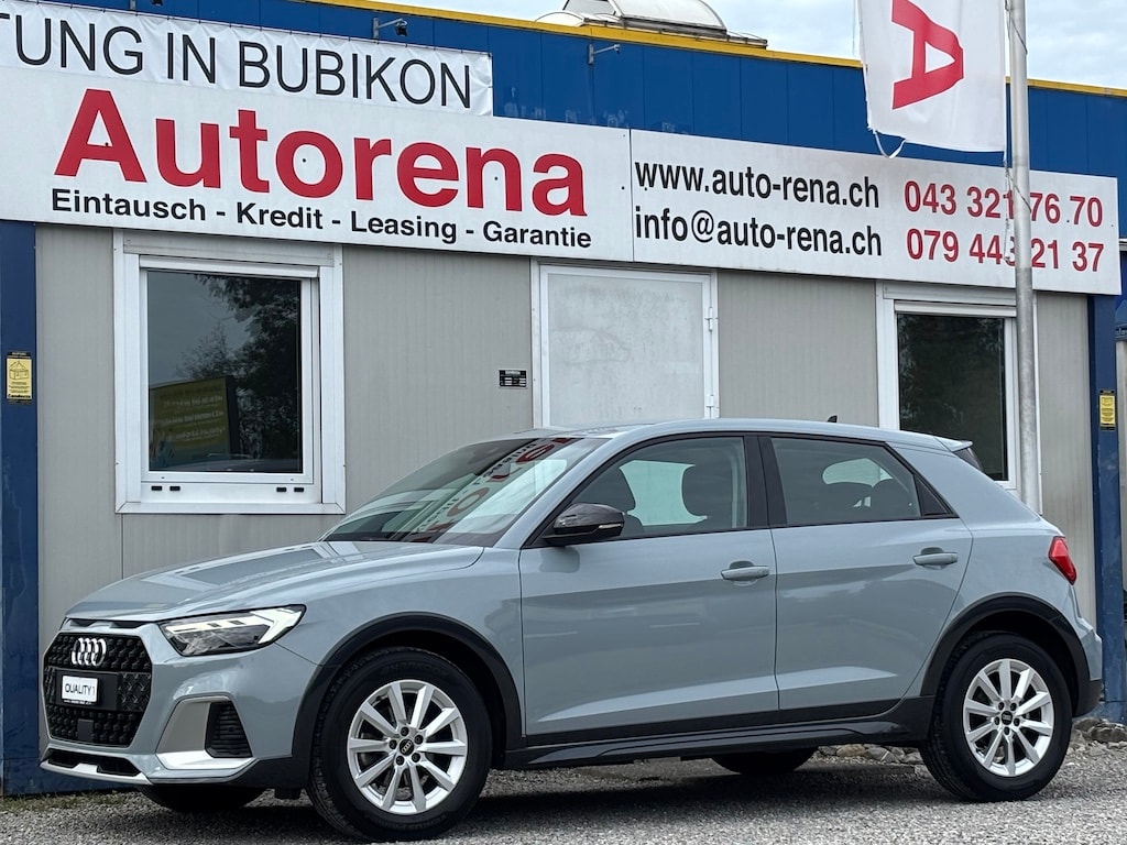 AUDI A1 City Carver 30 TFSI Attraction S-tronic-image-2