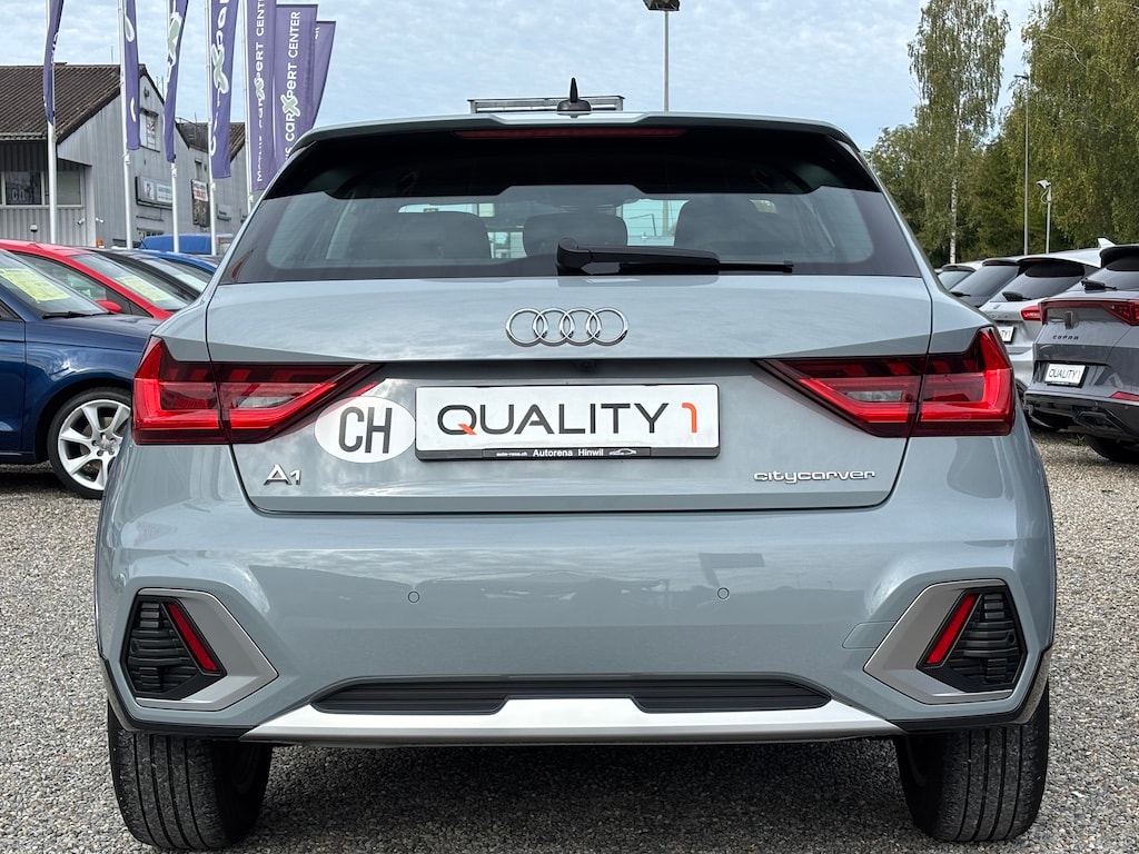 AUDI A1 City Carver 30 TFSI Attraction S-tronic-image-4