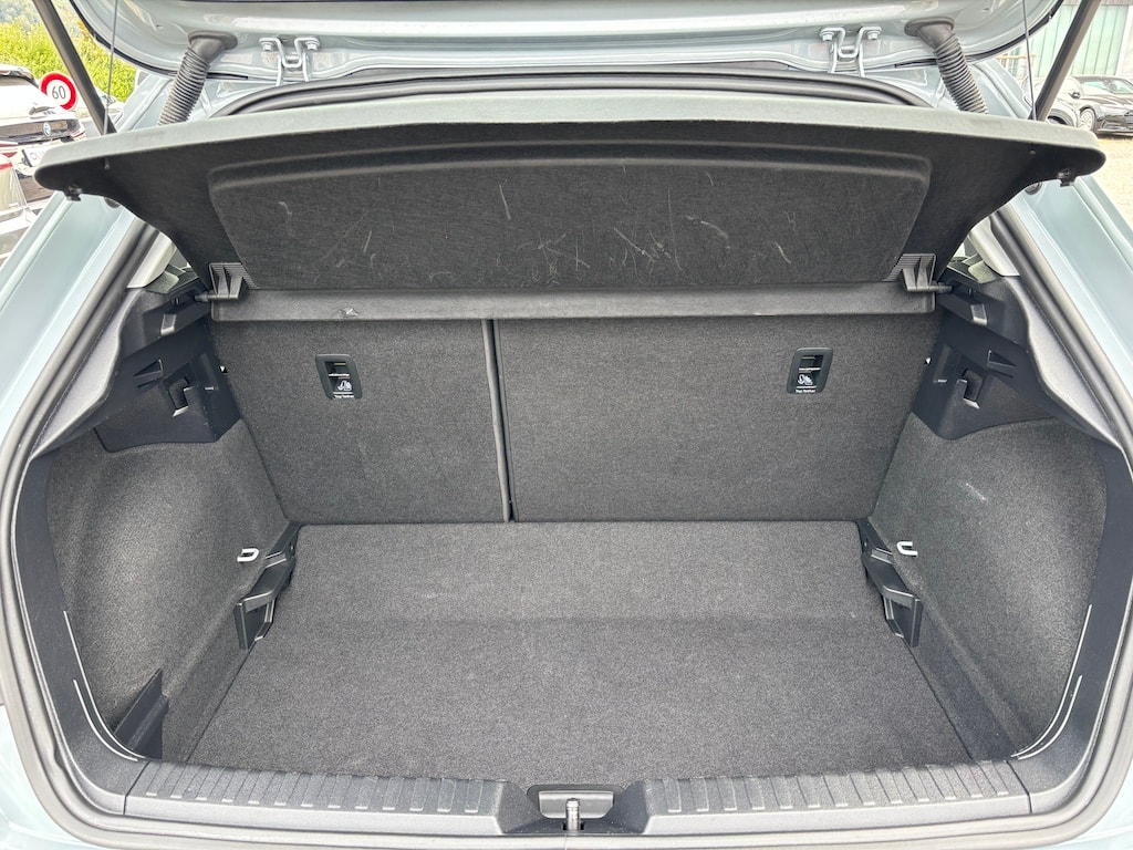AUDI A1 City Carver 30 TFSI Attraction S-tronic-image-15