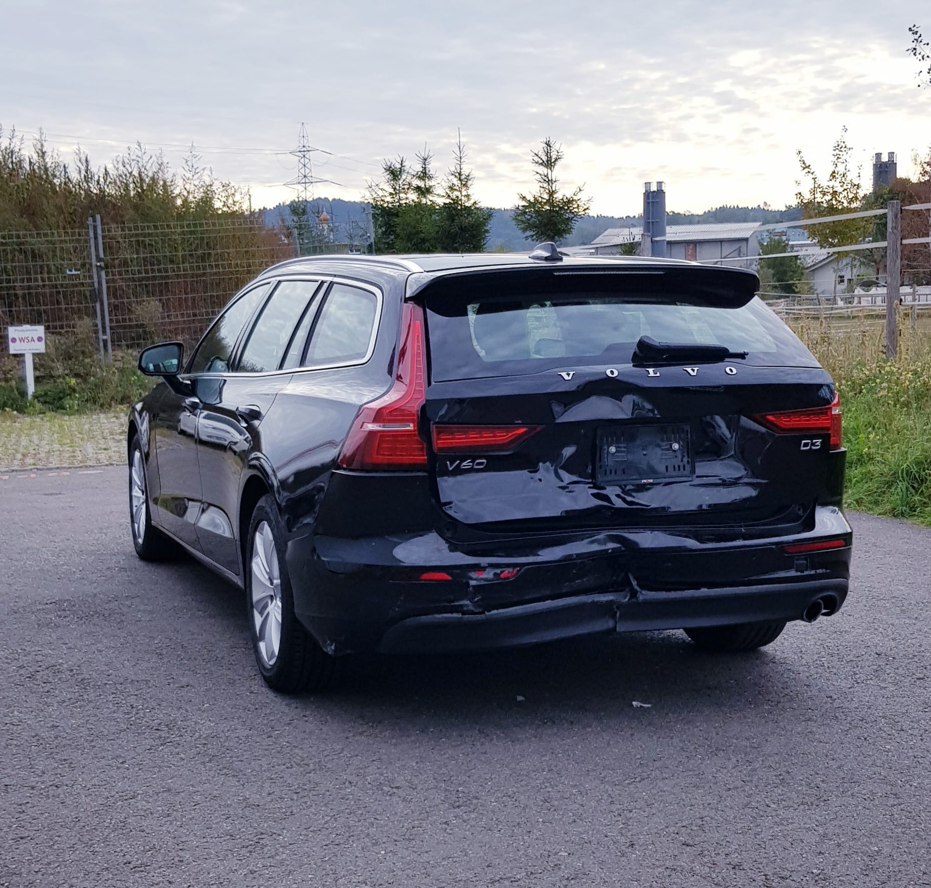 VOLVO V60 D3 Momentum-image-3