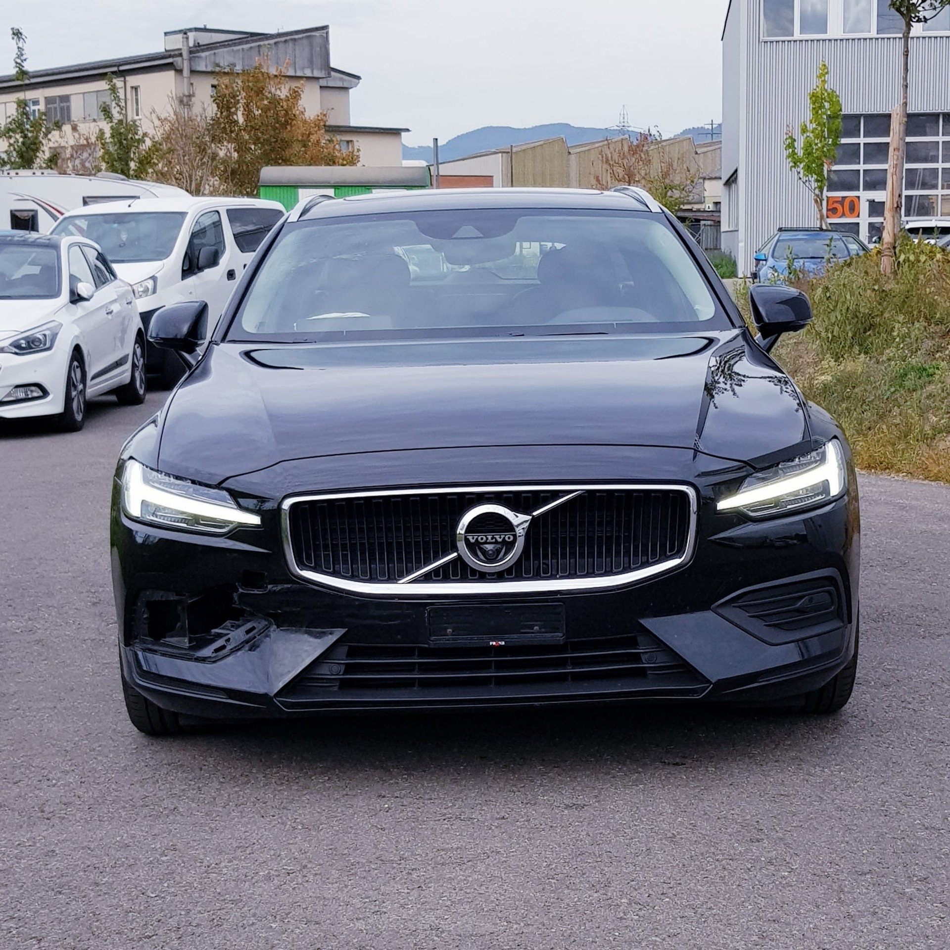 VOLVO V60 D3 Momentum-image-4