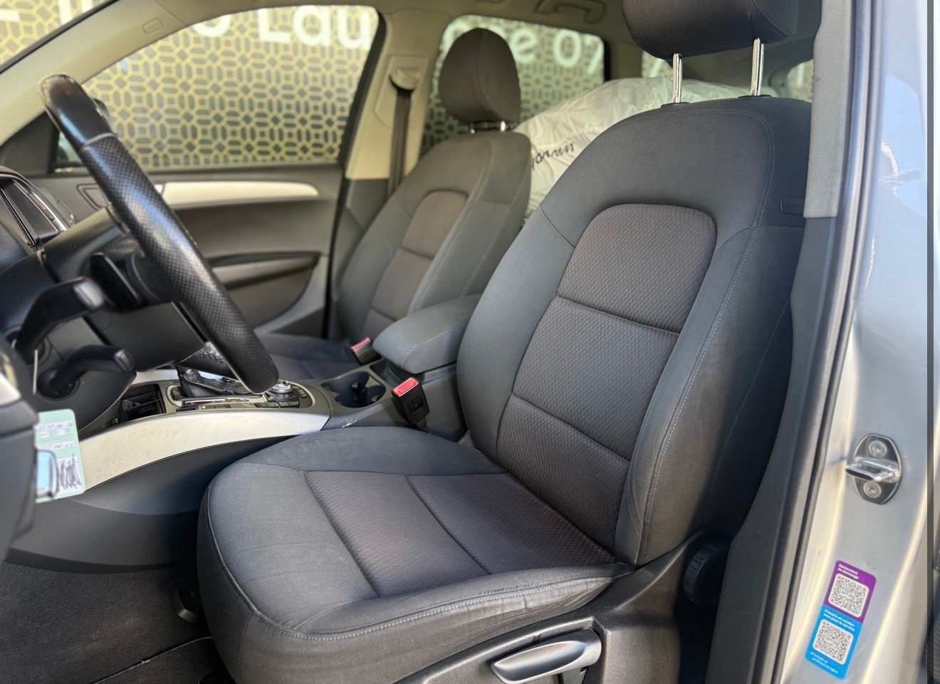 AUDI Q5 3.0 TDI quattro S-tronic-image-4