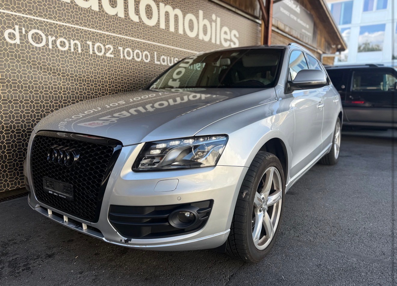 AUDI Q5 3.0 TDI quattro S-tronic-image-1