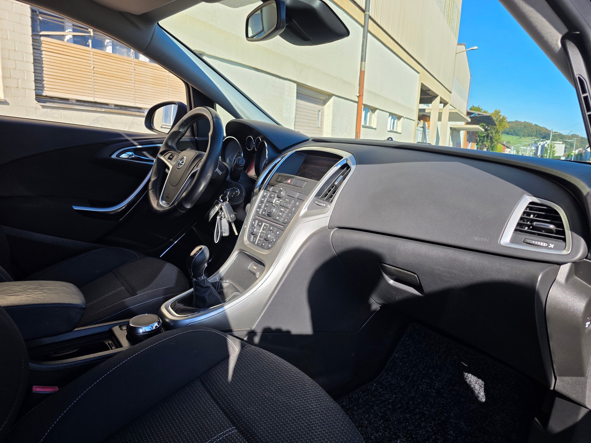 OPEL Astra 1.6i 16V Turbo Sport-image-5