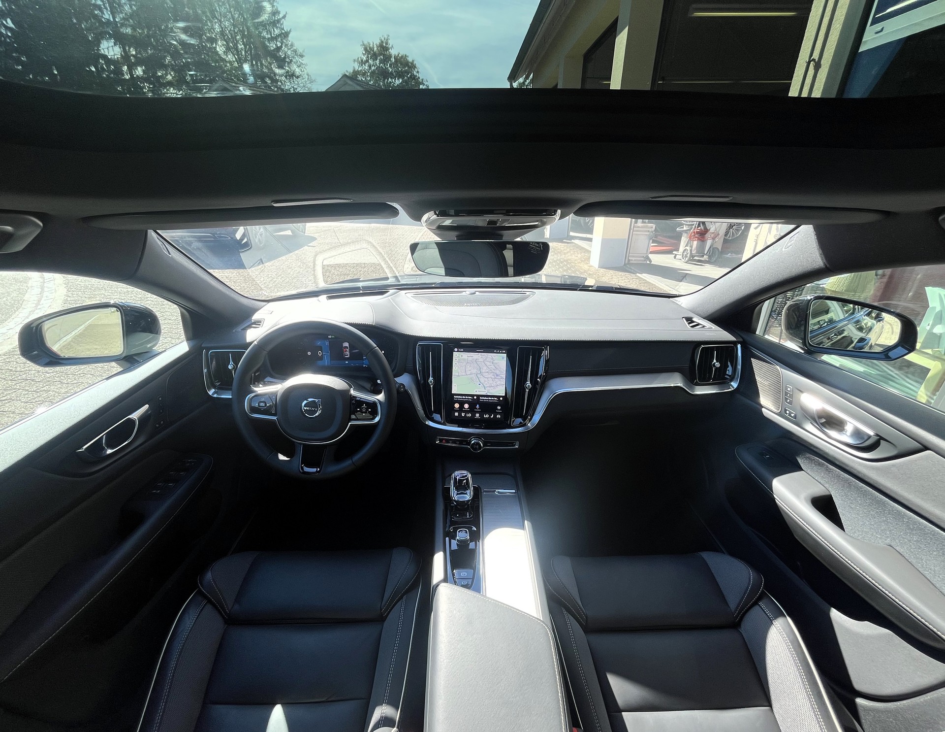 VOLVO V60 B4 Benzin Mild Hybrid Ultra Dark Business DCT-image-10