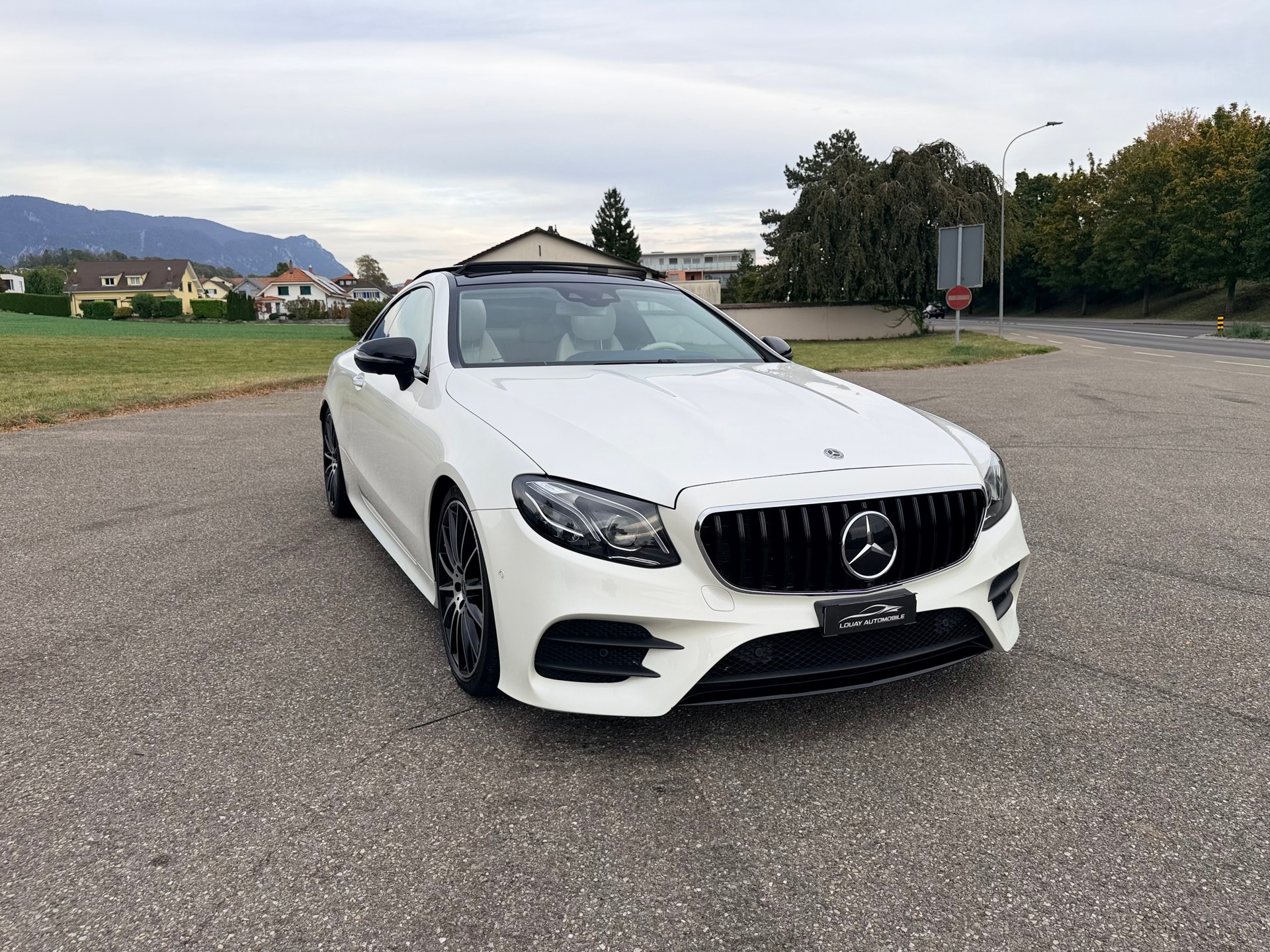 MERCEDES-BENZ E 400 Coupé AMG Line 4 Matic 9G-Tronic-image-2
