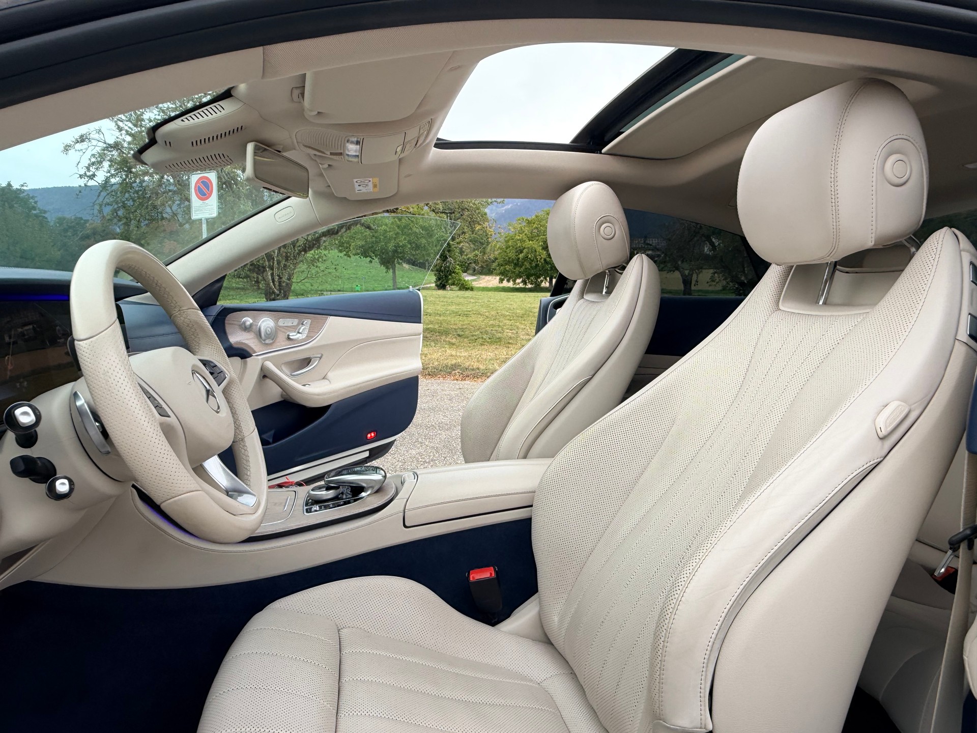 MERCEDES-BENZ E 400 Coupé AMG Line 4 Matic 9G-Tronic-image-21