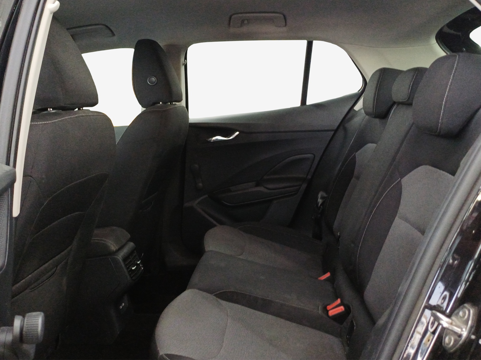 SKODA Fabia 1.0 TSI Ambition-image-11
