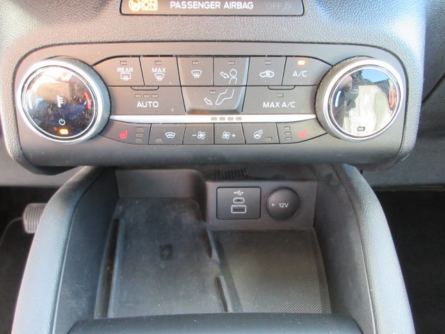 FORD Kuga 2.5 Hybrid Vignale 4x4-image-10