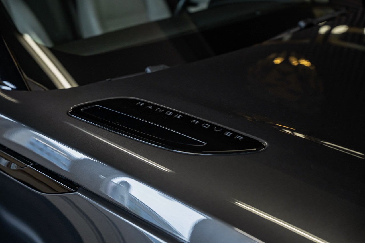 LAND ROVER Range Rover Velar R-Dynamic P 400 HSE Automatic-image-42