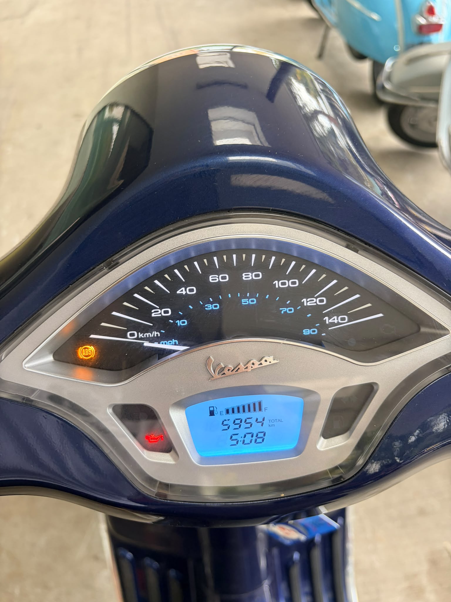 PIAGGIO Vespa 125 Primavera i.e. 3V ABS-showroom-element-2