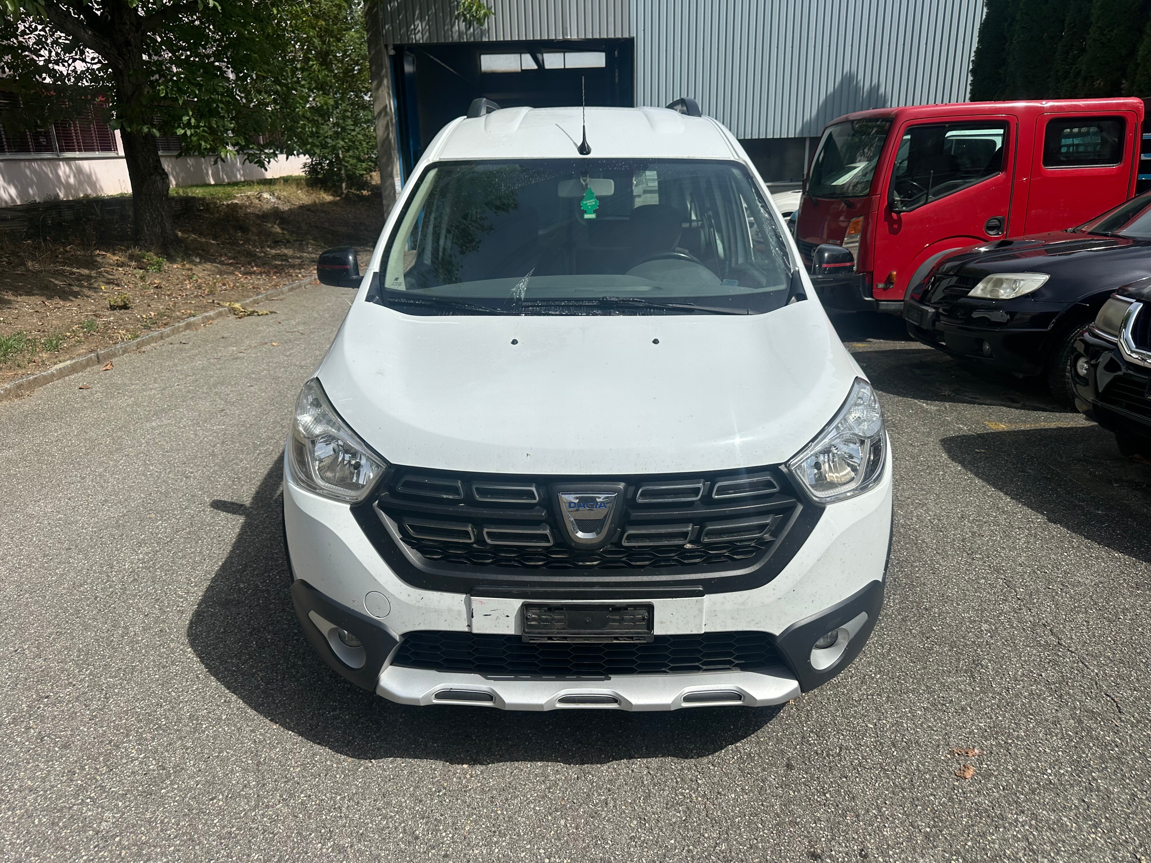 Car photo