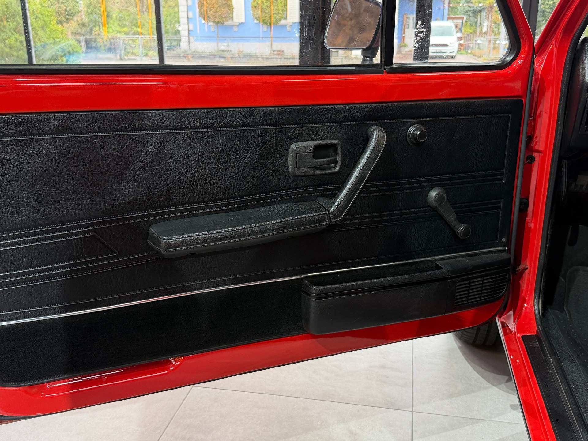 VW VW Golf 1 GTI ( Veteran)-image-21