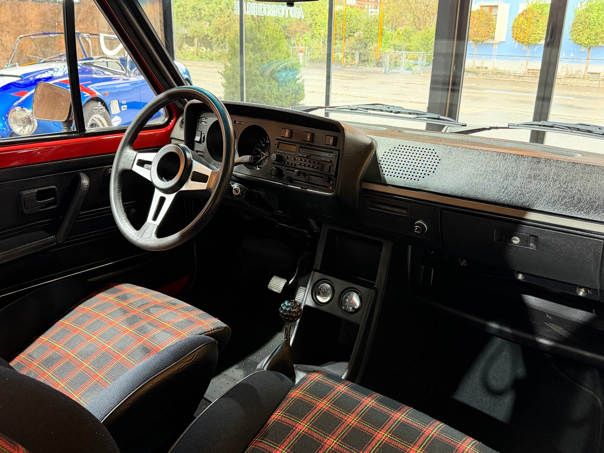 VW VW Golf 1 GTI ( Veteran)-image-14