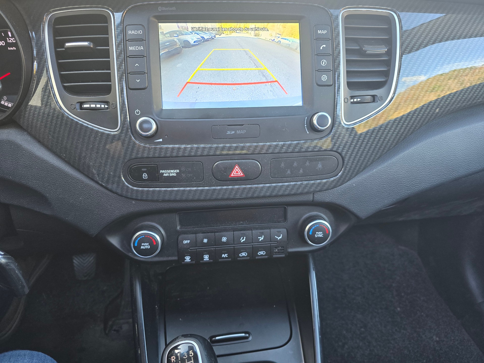 KIA Carens 1.6 GDI Trend-image-11