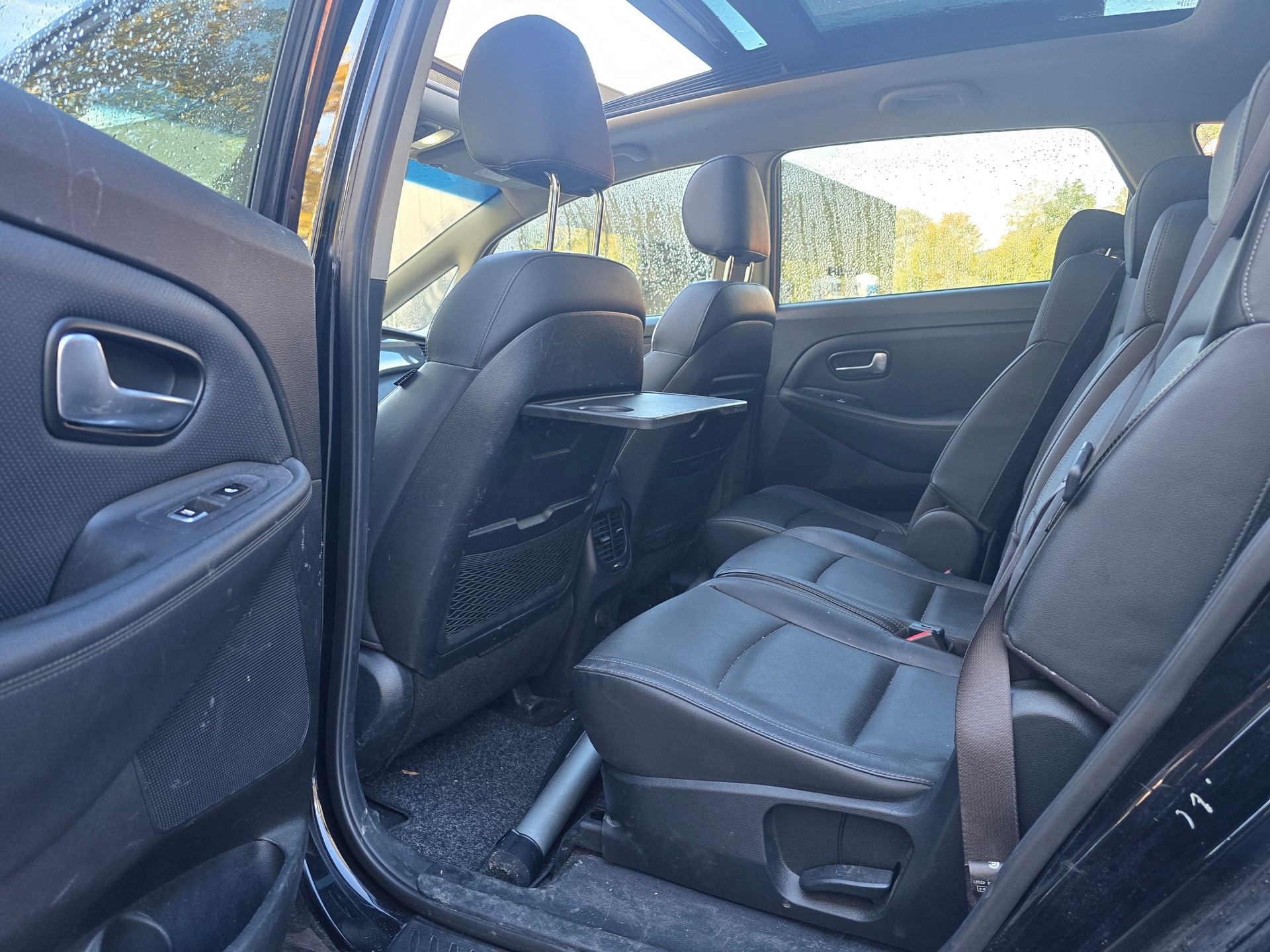 KIA Carens 1.6 GDI Trend-image-7