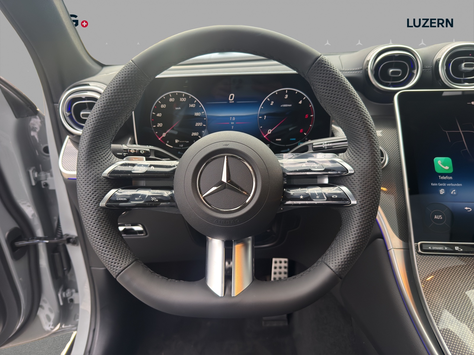 MERCEDES-BENZ GLC 220 d 4Matic 9G-Tronic-image-9