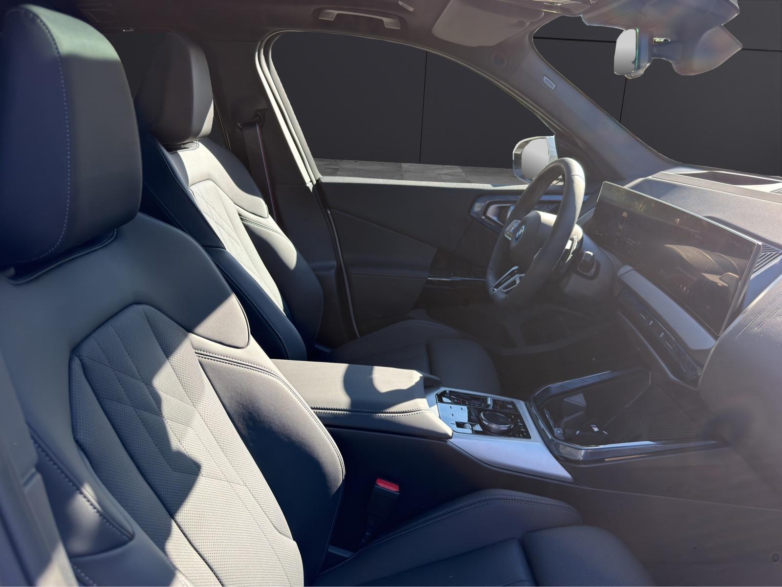 BMW X3 30e xDrive-image-18