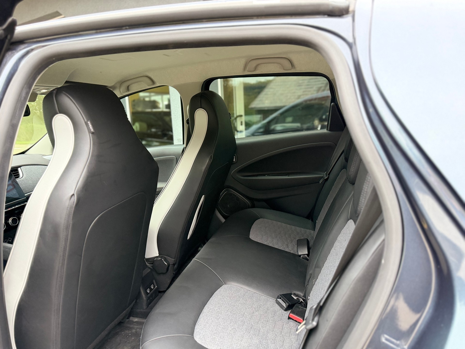 RENAULT Zoe Intens R135 (incl. Batterie)-image-6