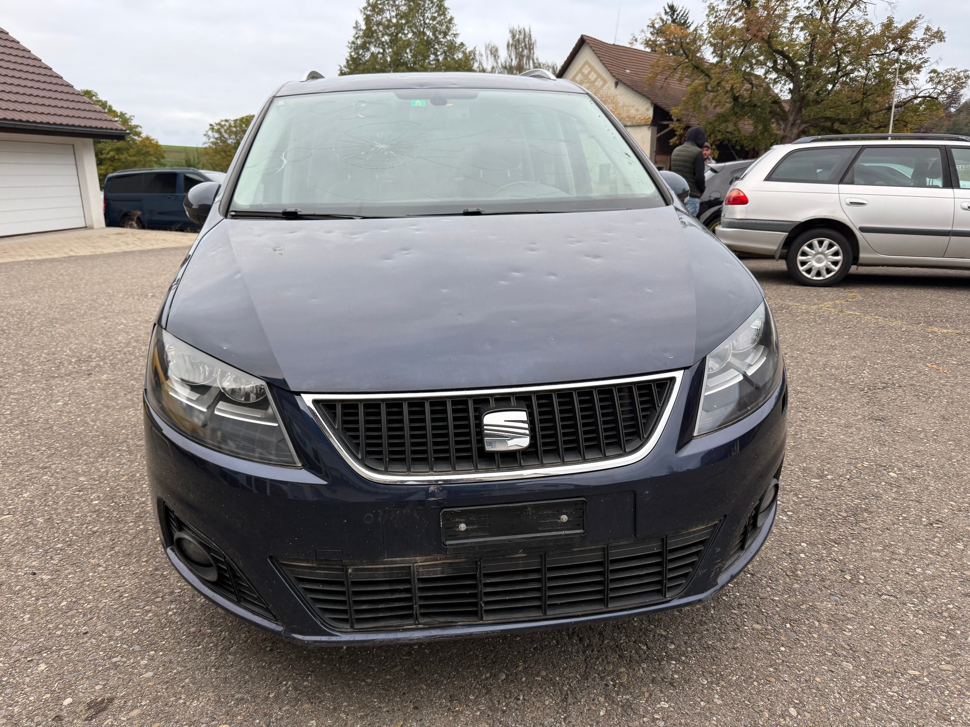 SEAT Alhambra 2.0 TDI Reference DSG-image-1