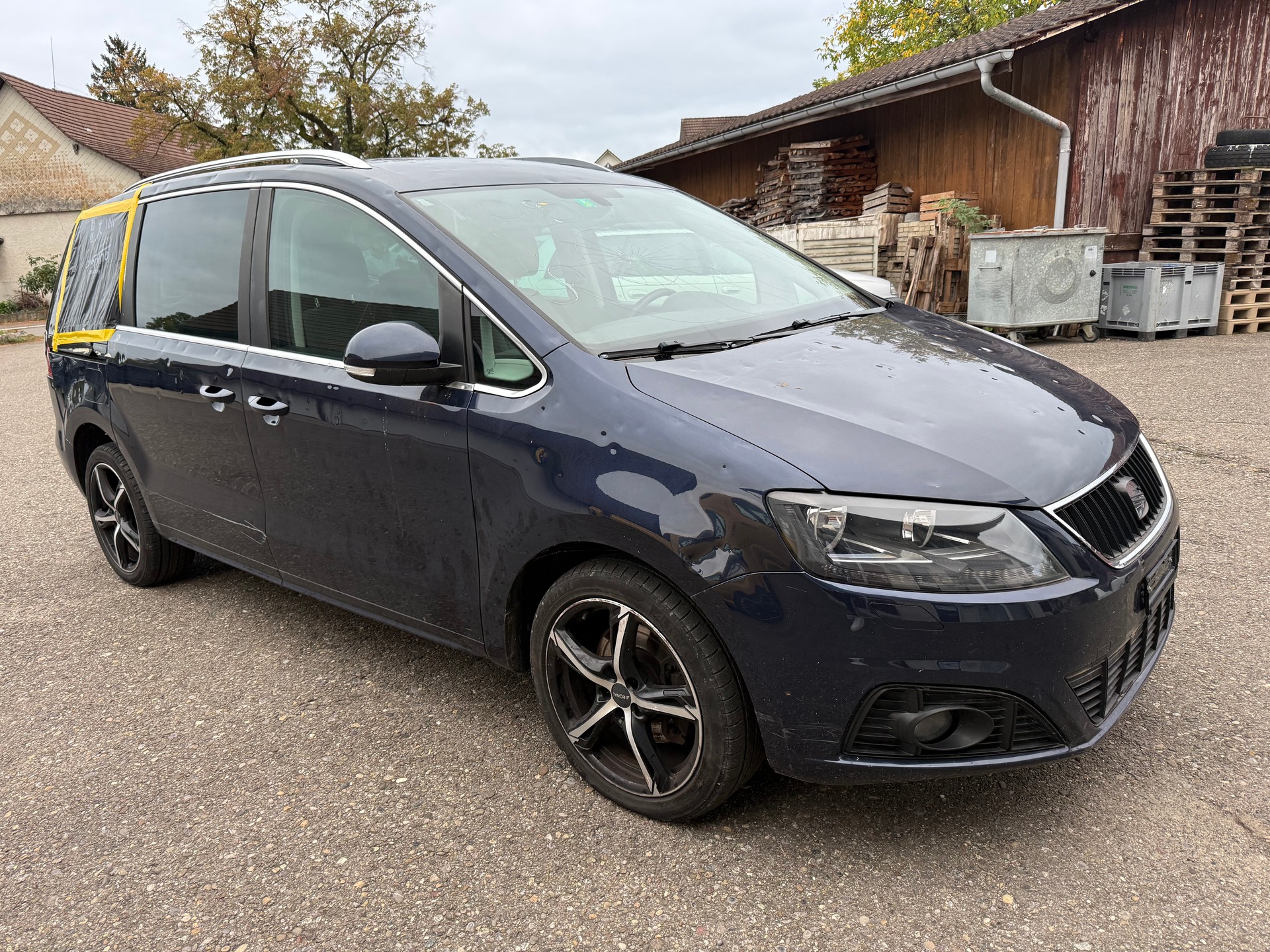 SEAT Alhambra 2.0 TDI Reference DSG-image-2