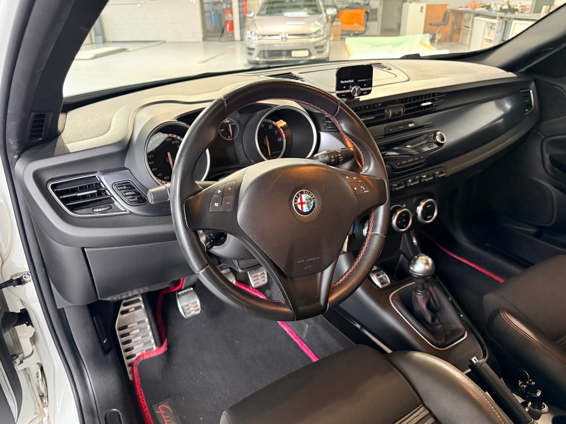 ALFA ROMEO Giulietta 1.4 MultiAir Distinctive-image-8