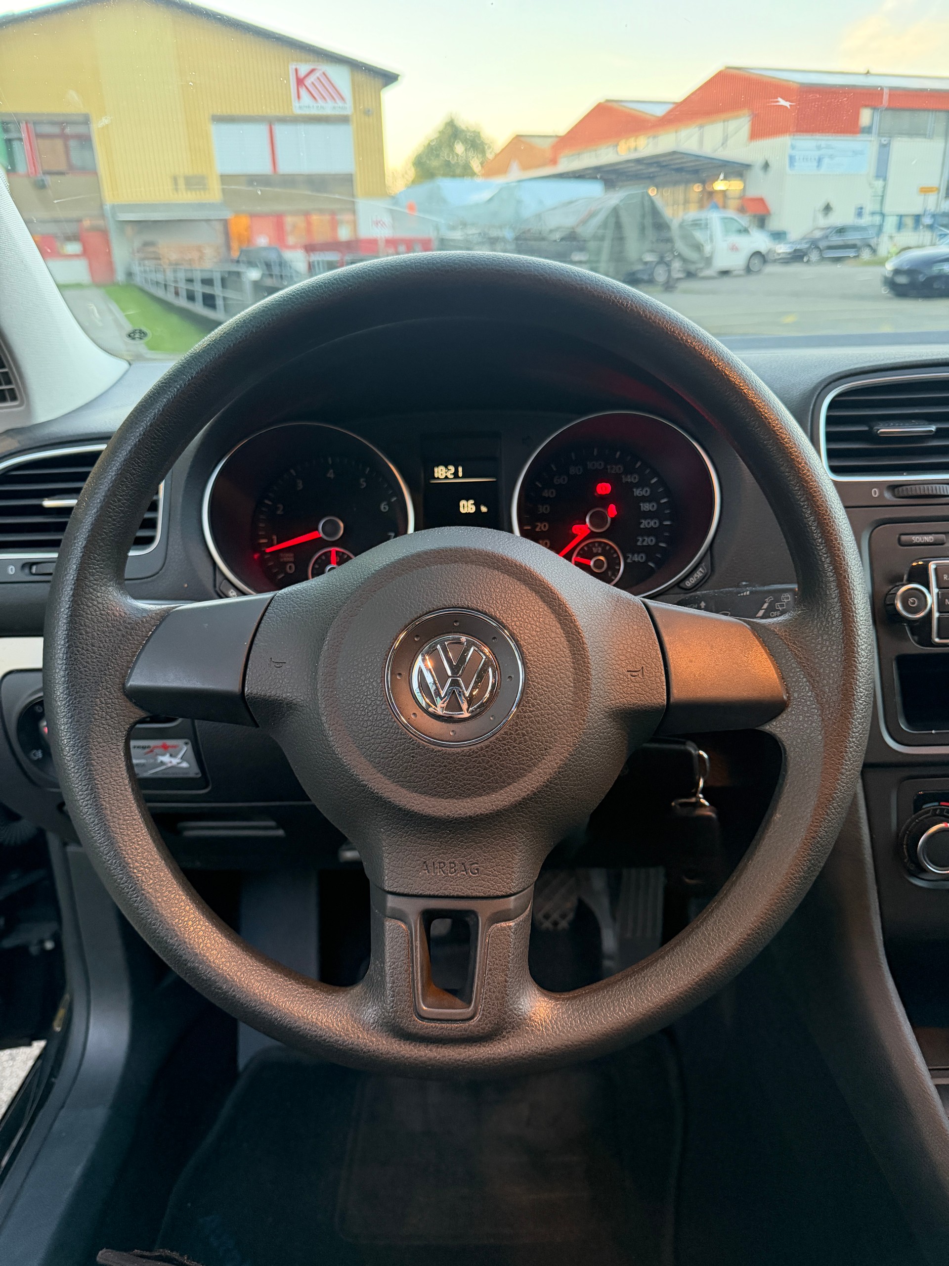 VW Golf 1.2 TSI Comfortline-image-12