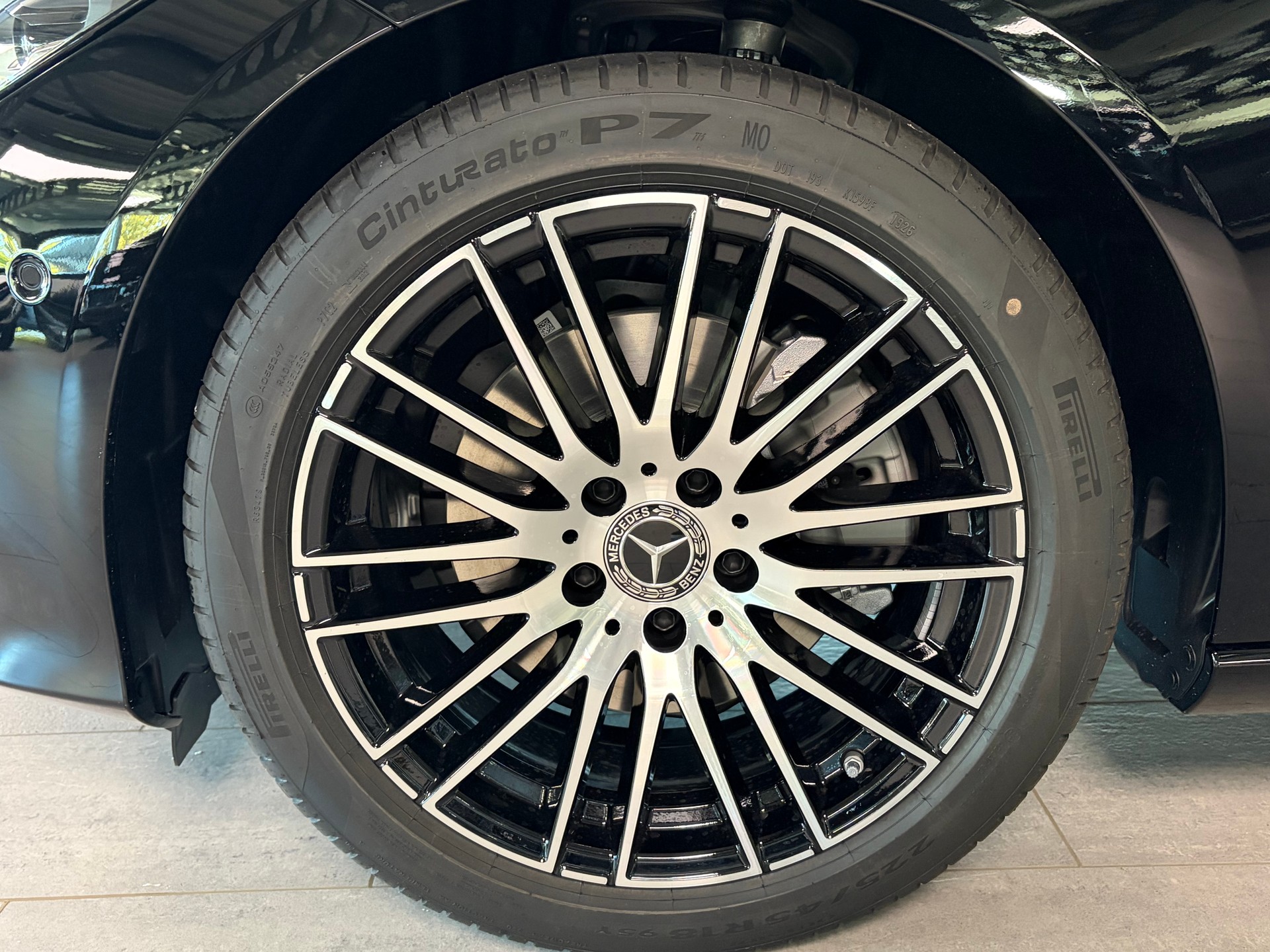 MERCEDES-BENZ C 220 d T 4 Matic Swiss Star-image-5