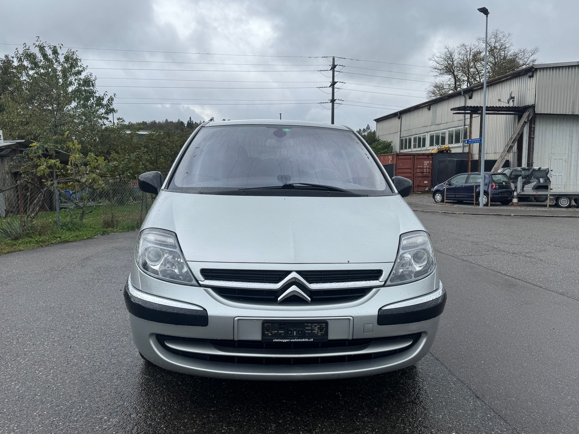 CITROEN C8 2.0 16V HDi Attraction-image-1