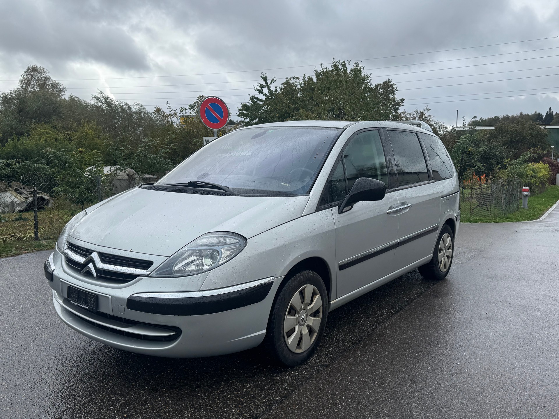 CITROEN C8 2.0 16V HDi Attraction-image-2
