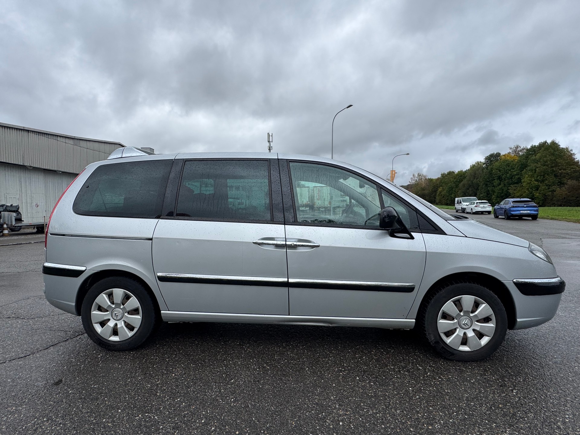 CITROEN C8 2.0 16V HDi Attraction-image-7