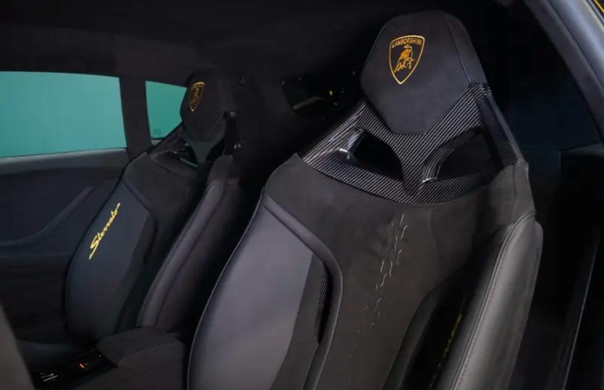 LAMBORGHINI Sterrato coupé DCT 610CV-image-7