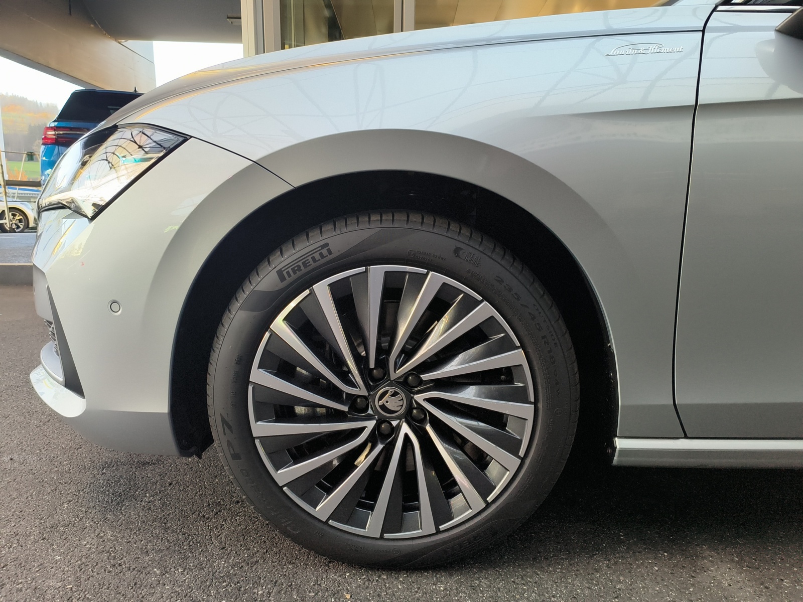 SKODA Superb Combi 2.0 TSI L&K 4x4 DSG-image-14