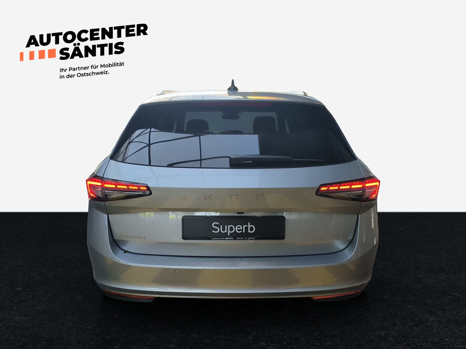 SKODA inkl. Winterrad | L&K | Standheizung | Head-up |Pano |-image-4