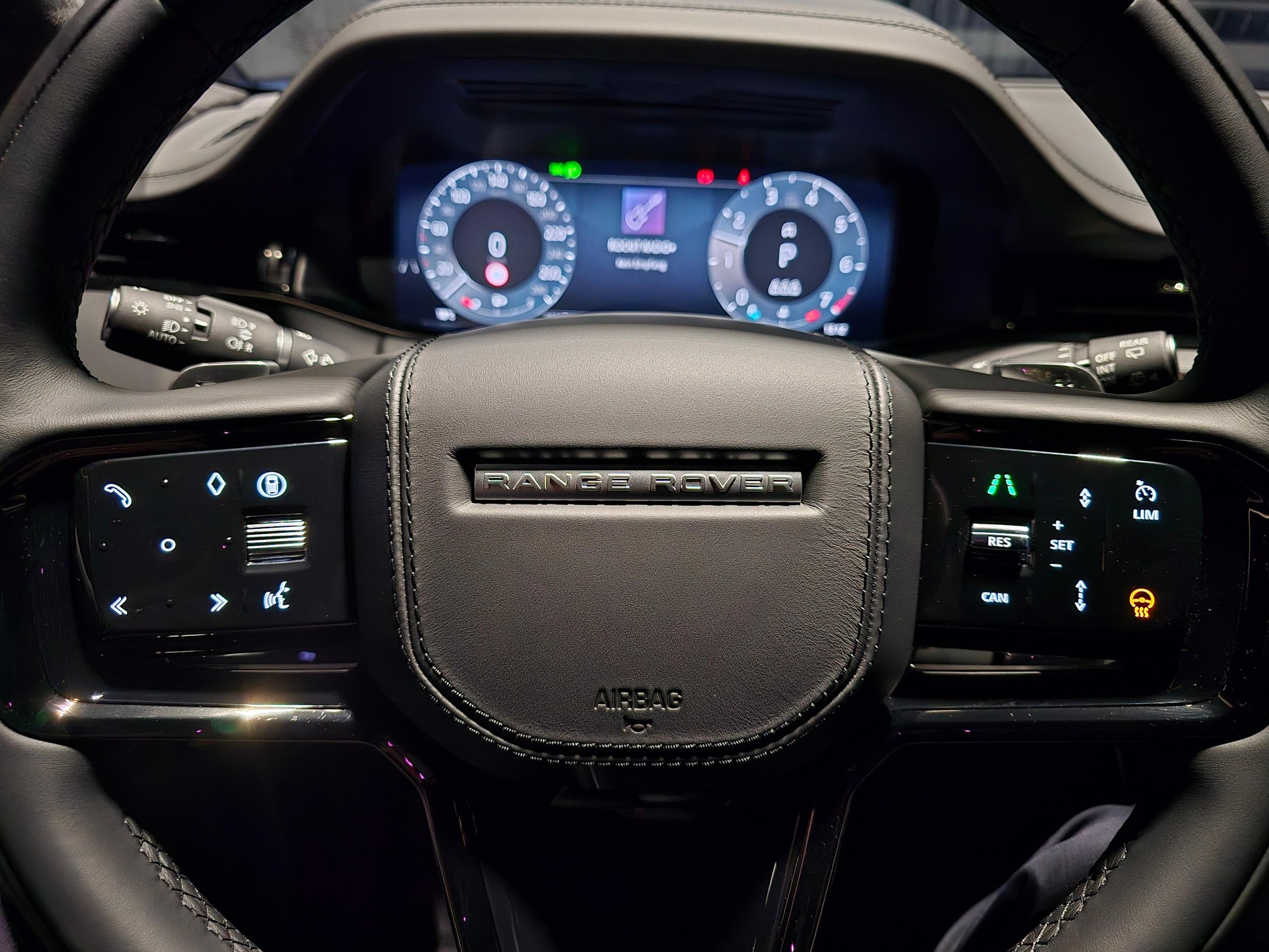 LAND ROVER Range Rover Evoque 2.0 D 200 Dynamic SE-image-9