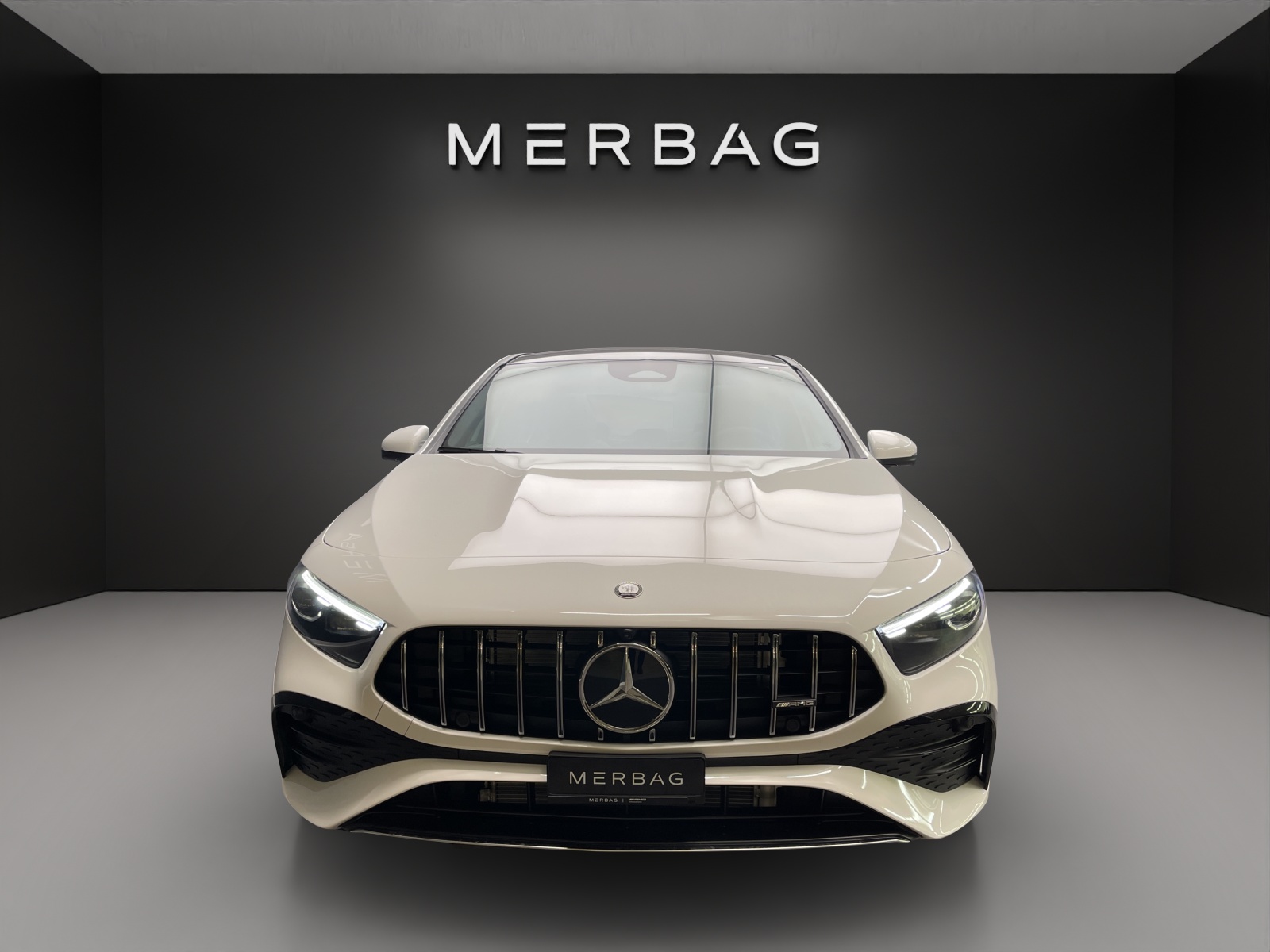 MERCEDES-BENZ A 35 AMG 4Matic+ 8G-DCT-image-1
