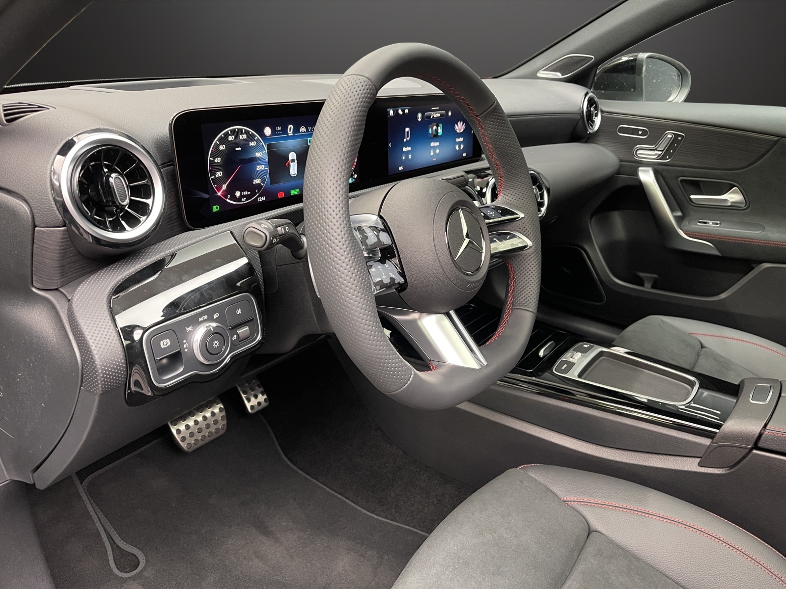 MERCEDES-BENZ A 250 e EQ Star 8G-DCT-image-7
