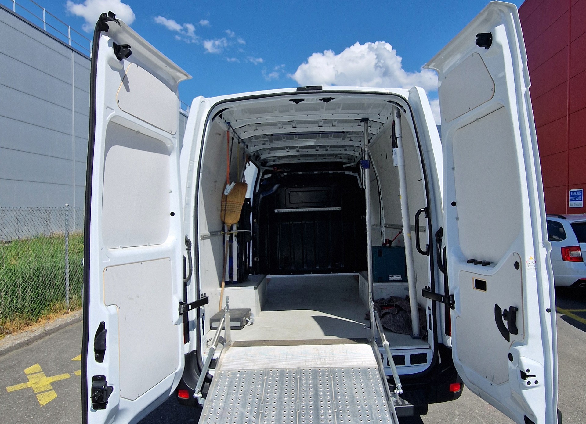 RENAULT Master P35 2.3 Blue dCi 165 L3H2 DB / RJ-image-4