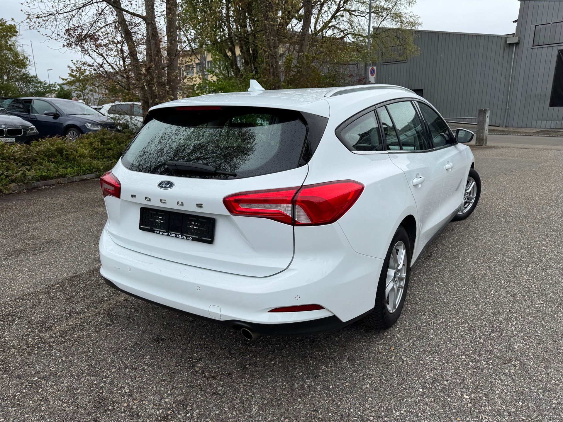 FORD Focus 1.5 TDCi Titanium Automatic * Gr. Navi * Klima-auto * Tempomat * PDC V+H * B6d-image-4