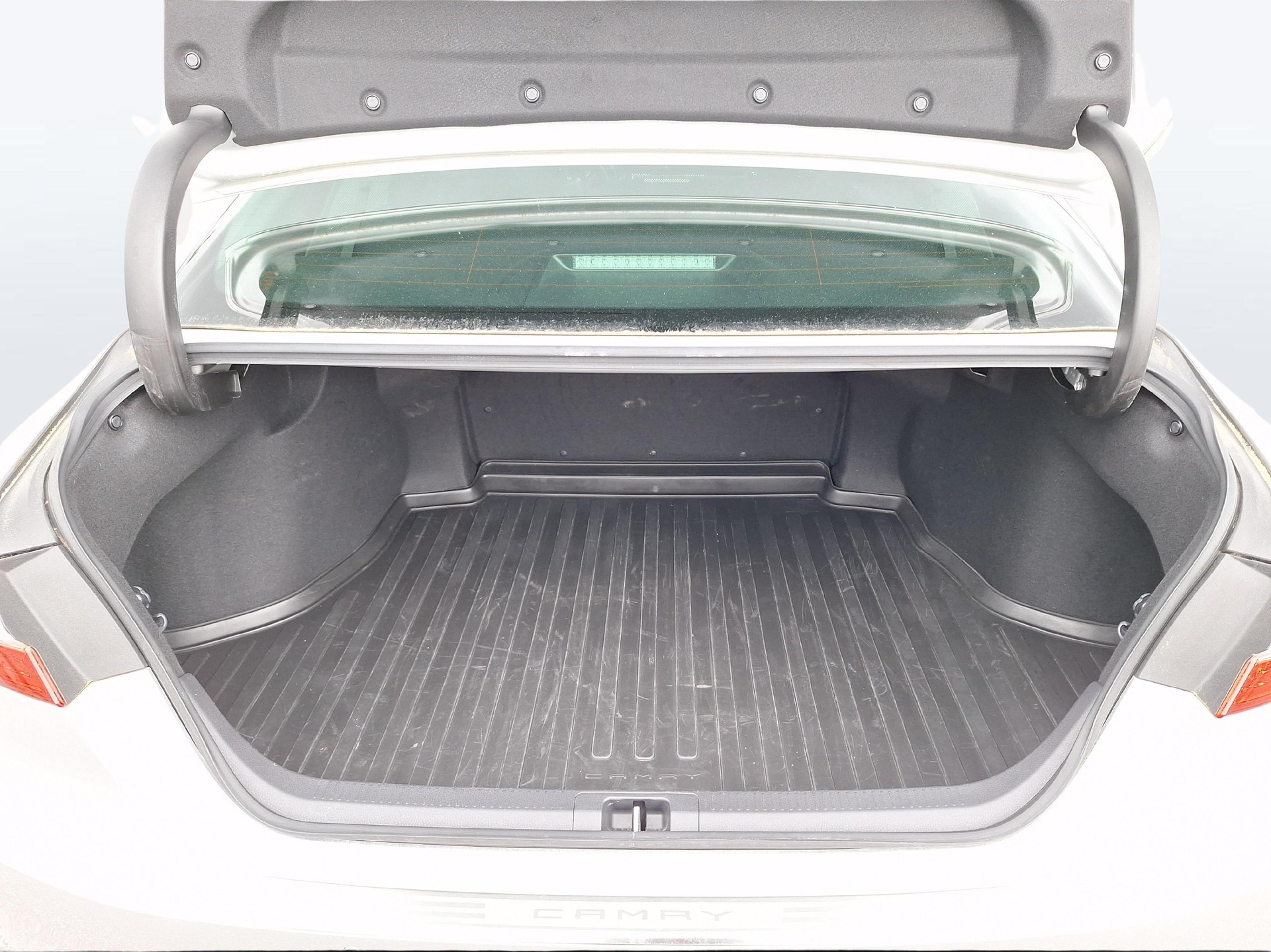 TOYOTA Camry 2.5 HSD Premium-image-10