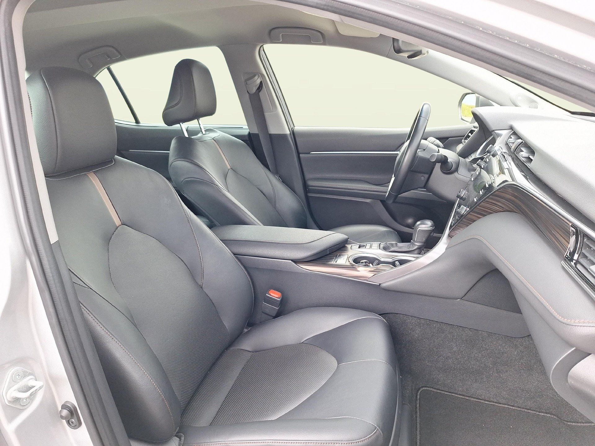 TOYOTA Camry 2.5 HSD Premium-image-8