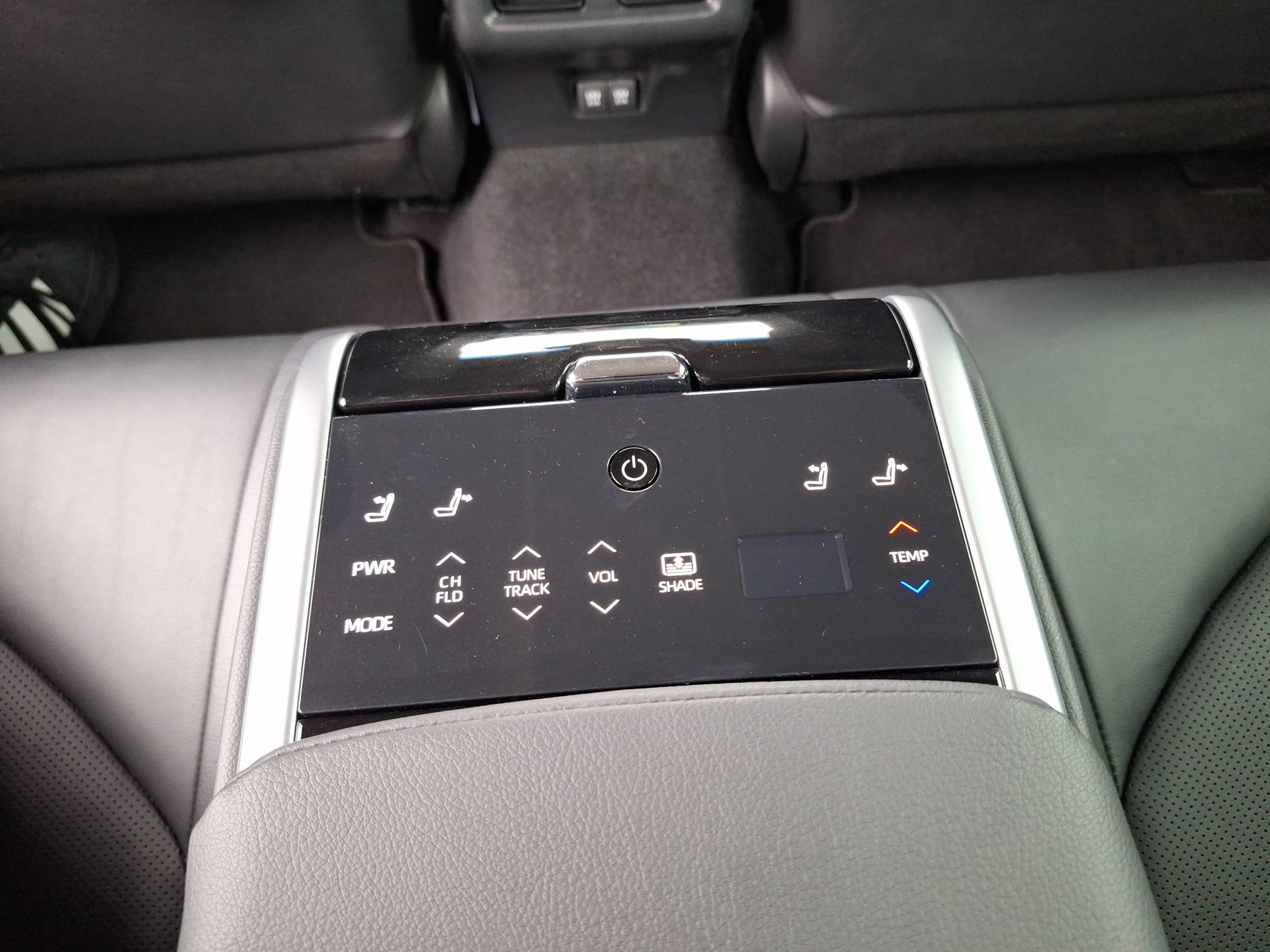 TOYOTA Camry 2.5 HSD Premium-image-11